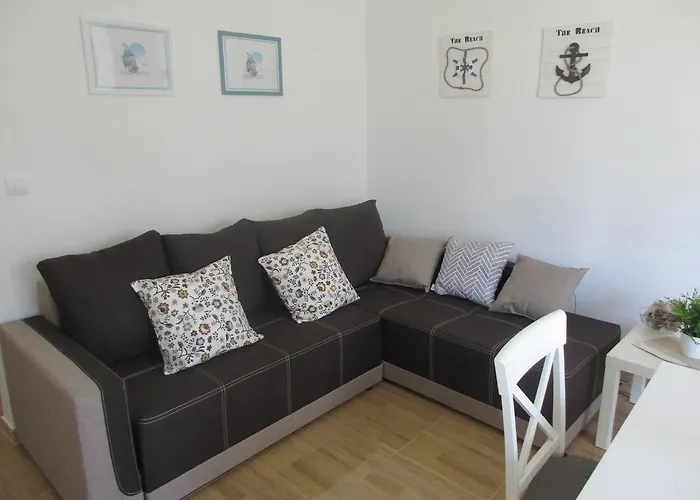 Summer Apartment