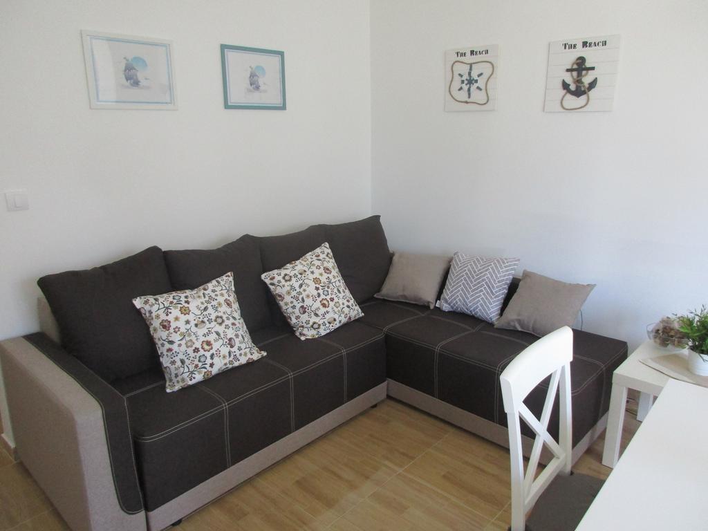 Summer Apartment